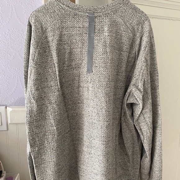 Lululemon Athletic-Men's Athletic Crewneck - Picture 2 of 3